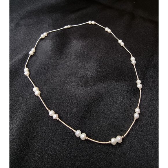 Vintage Sterling Silver 925 Necklace With Genuine White Pearls